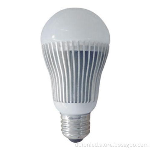 E27 LED Bulb with 6W Power, 400 to 500lm Luminous Flux, Aluminum Extrusion and UL/CE/RoHS Mark